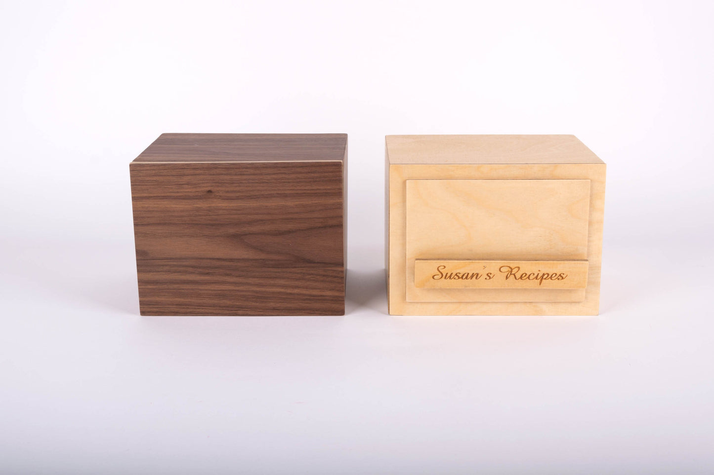 Wooden Recipe Card Box , Luxury and Modern Recipe Box, Birch or Walnut Wood, Suitable for 4x6 Cards