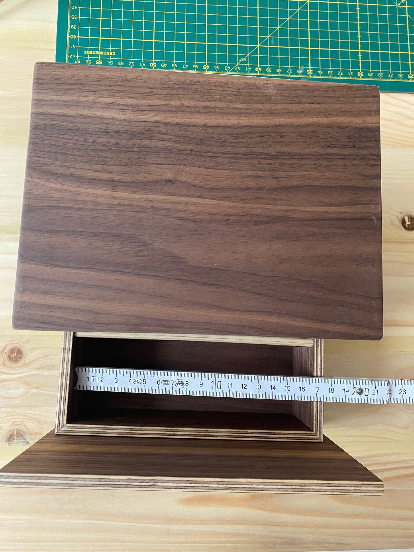 Wooden Recipe Card Box , Luxury and Modern Recipe Box, Birch or Walnut Wood, Suitable for 4x6 Cards