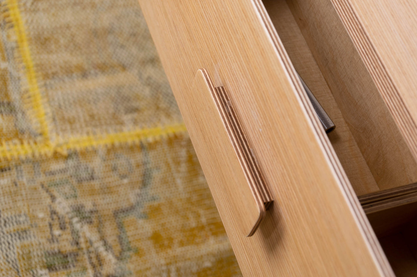 Scandinavian Oak Floating Bedside Table with One Drawer, Wall Mounted Nighstand with Wooden Handle