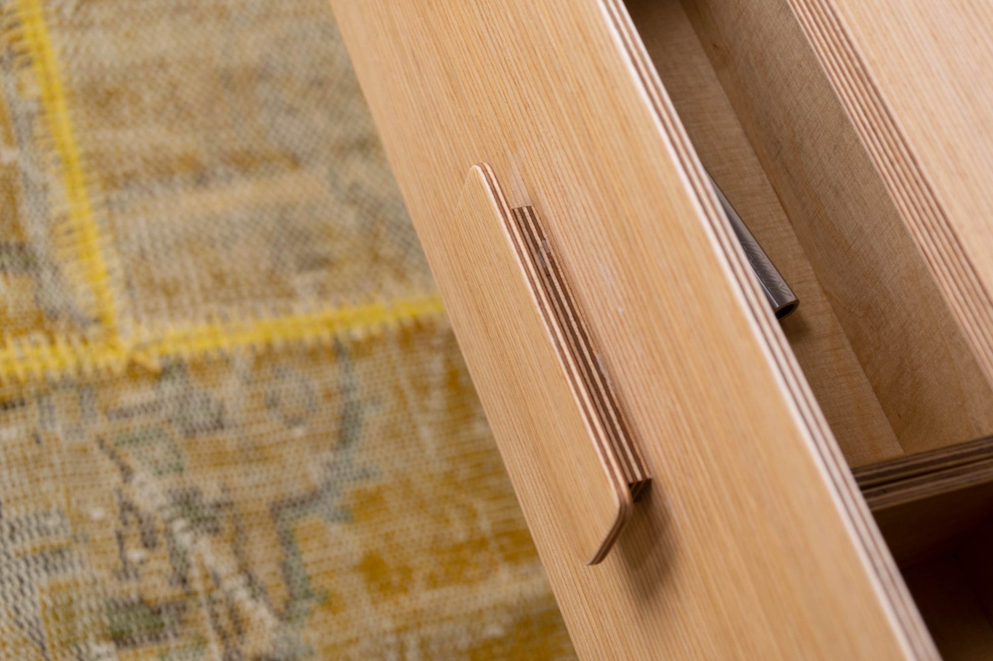 Scandinavian Oak Floating Bedside Table with One Drawer, Wall Mounted Nighstand with Wooden Handle