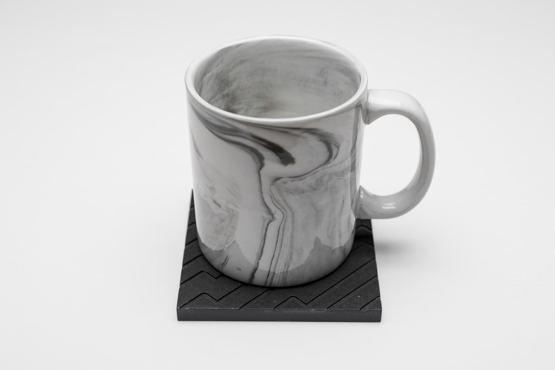 Iulia Black Zigzag Wood Coaster Set Black Coasters Zigzag Iulia